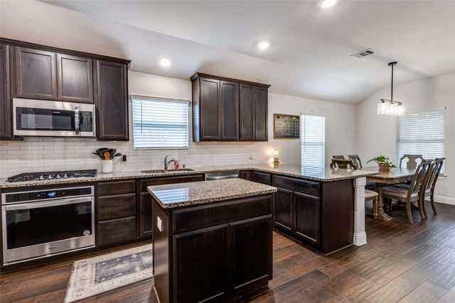 3822 Brazos Street, Melissa, TX 75454