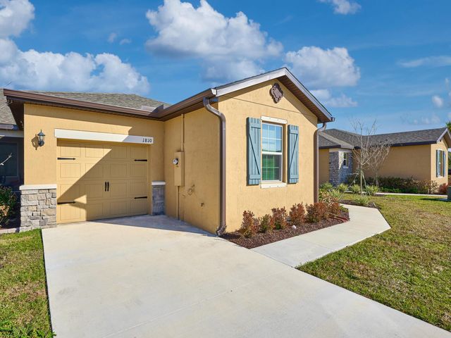1810 Celebration Drive, Fort Pierce, FL 34947