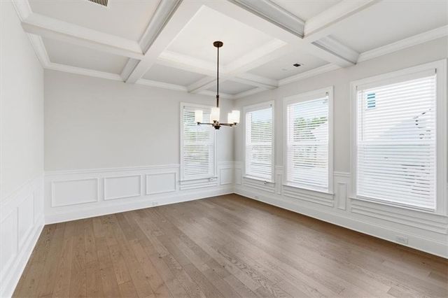 1094 Low Water Crossing SW Walk, Acworth, GA 30101