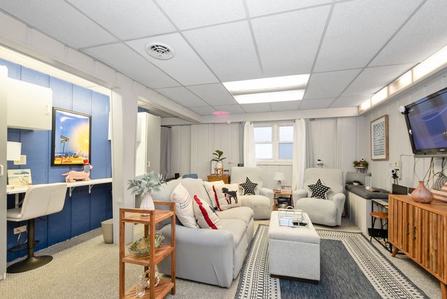 10317 Lacrosse Avenue, Oak Lawn, IL 60453