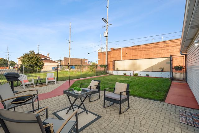 10317 Lacrosse Avenue, Oak Lawn, IL 60453