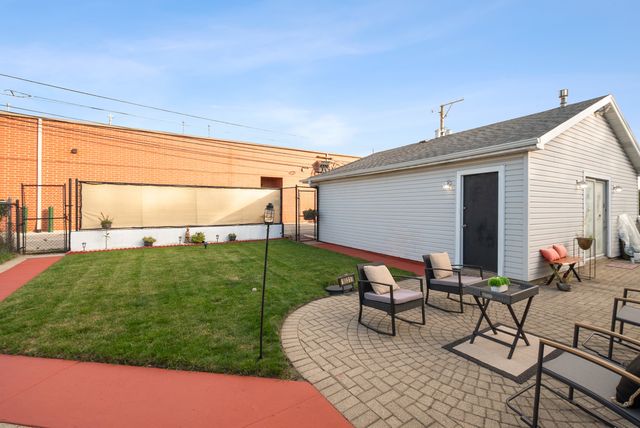 10317 Lacrosse Avenue, Oak Lawn, IL 60453