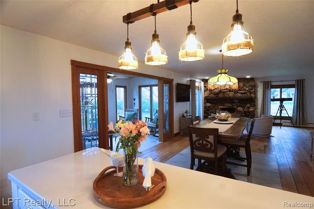 6210 Sterling Drive, Newport, MI 48166