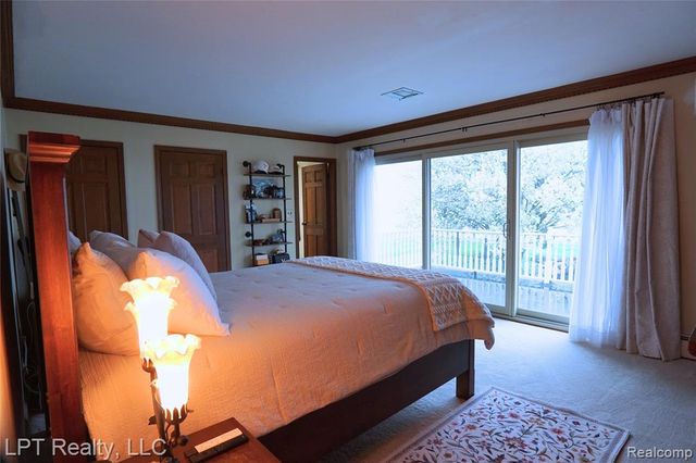 6210 Sterling Drive, Newport, MI 48166