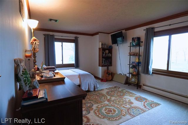6210 Sterling Drive, Newport, MI 48166