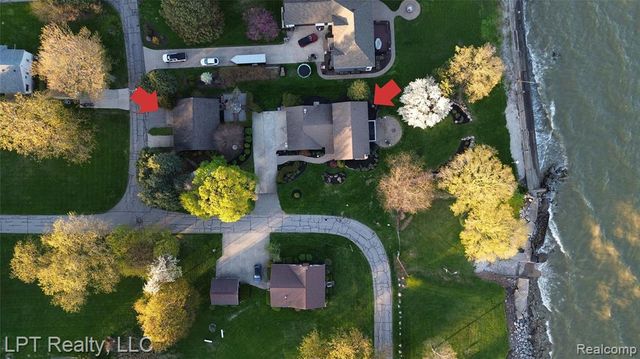 6210 Sterling Drive, Newport, MI 48166