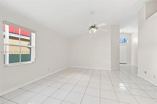 7336 Granada Way, Margate, FL 33063