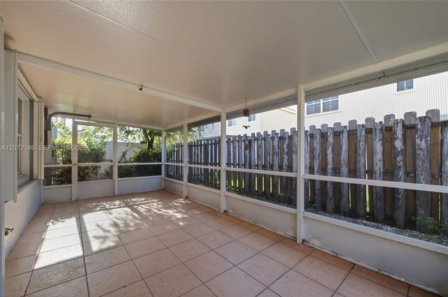 7336 Granada Way, Margate, FL 33063