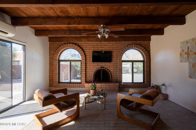 5181 N Stonehouse Place, Tucson, AZ 85750