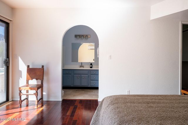 5181 N Stonehouse Place, Tucson, AZ 85750