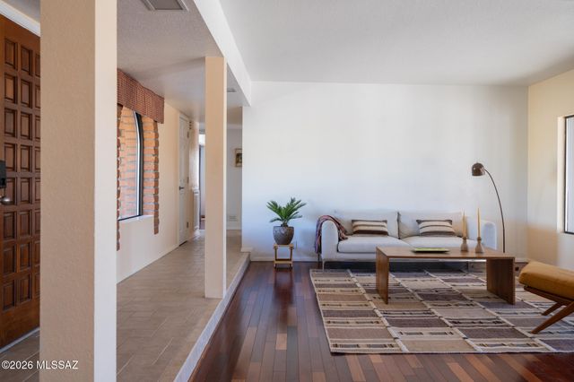 5181 N Stonehouse Place, Tucson, AZ 85750