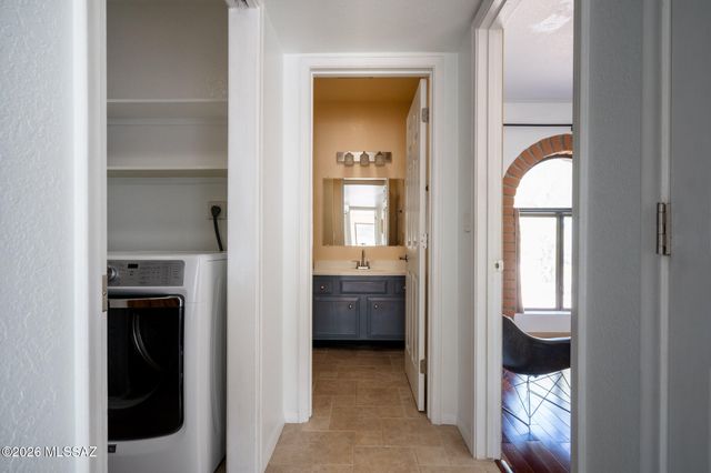 5181 N Stonehouse Place, Tucson, AZ 85750