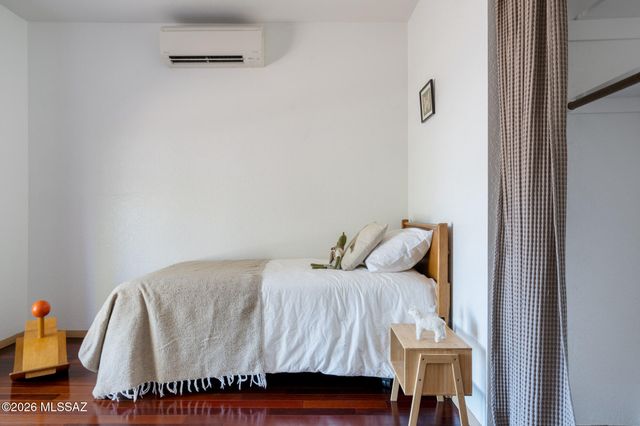 5181 N Stonehouse Place, Tucson, AZ 85750