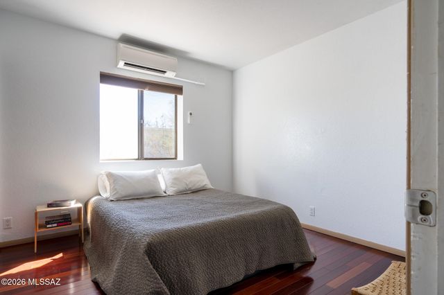 5181 N Stonehouse Place, Tucson, AZ 85750