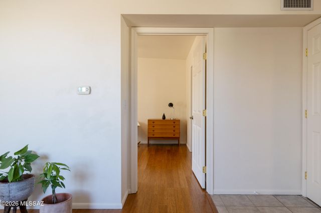 5181 N Stonehouse Place, Tucson, AZ 85750