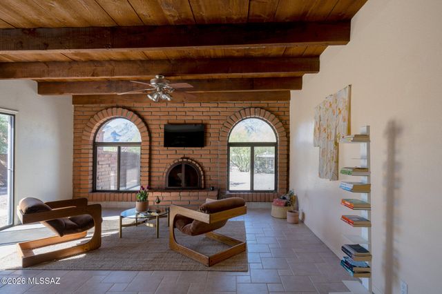 5181 N Stonehouse Place, Tucson, AZ 85750