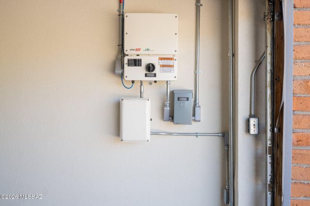 5181 N Stonehouse Place, Tucson, AZ 85750