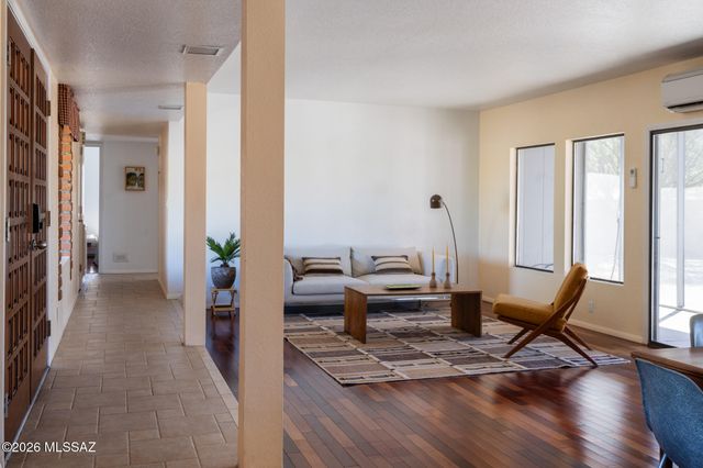 5181 N Stonehouse Place, Tucson, AZ 85750