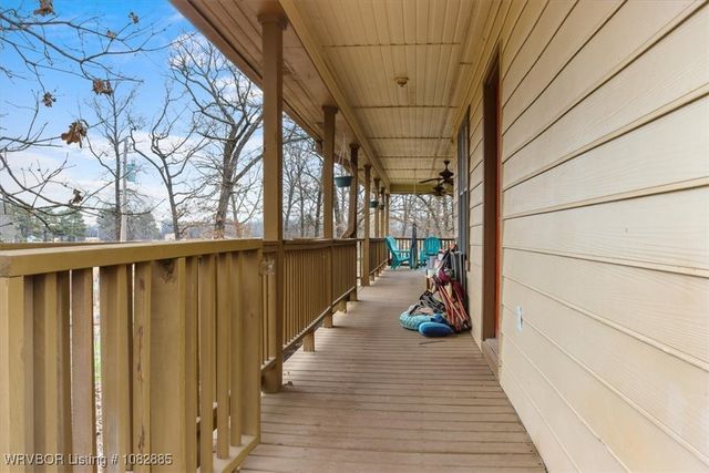 37254 US Highway 59, Howe, OK 74940