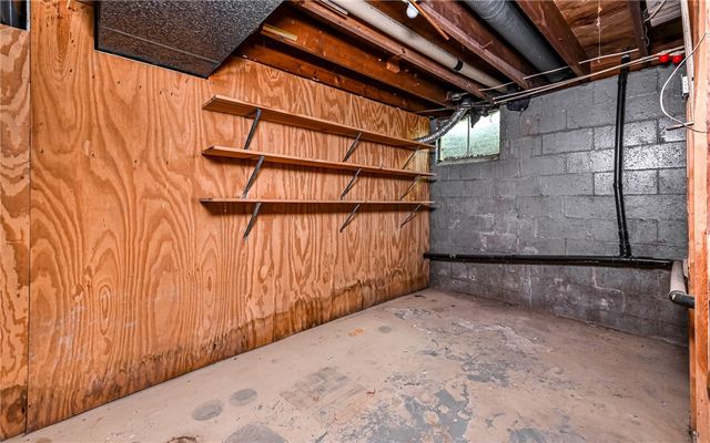 184 Mount Pleasant Rd, Marshall, PA 15086