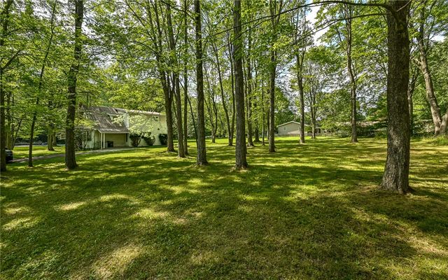 184 Mount Pleasant Rd, Marshall, PA 15086