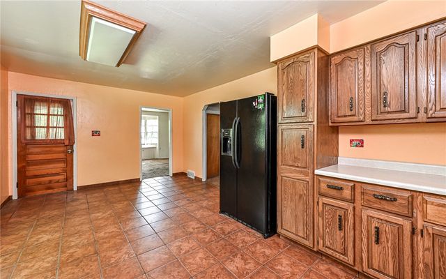 184 Mount Pleasant Rd, Marshall, PA 15086