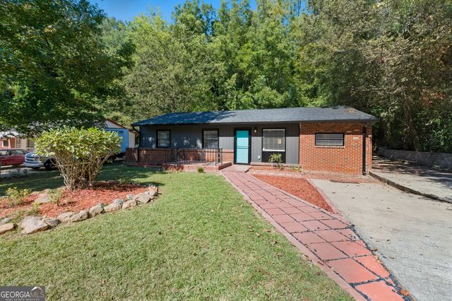 2541 Santa Barbara Drive NW, Atlanta, GA 30318