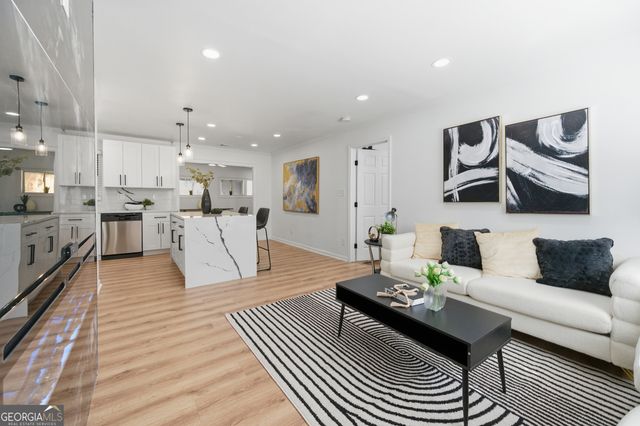 2541 Santa Barbara Drive NW, Atlanta, GA 30318