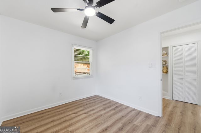 2541 Santa Barbara Drive NW, Atlanta, GA 30318