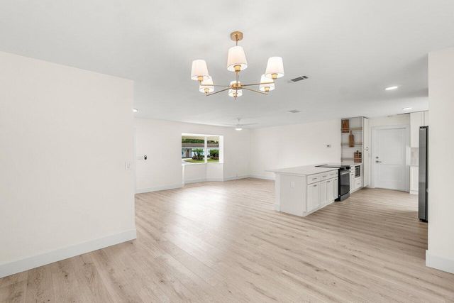 2433 Palm Road, West Palm Beach, FL 33406