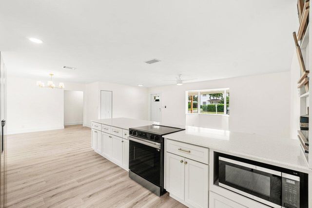 2433 Palm Road, West Palm Beach, FL 33406