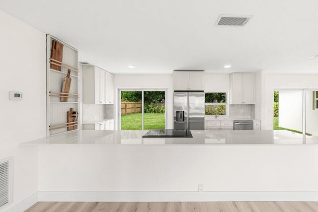 2433 Palm Road, West Palm Beach, FL 33406