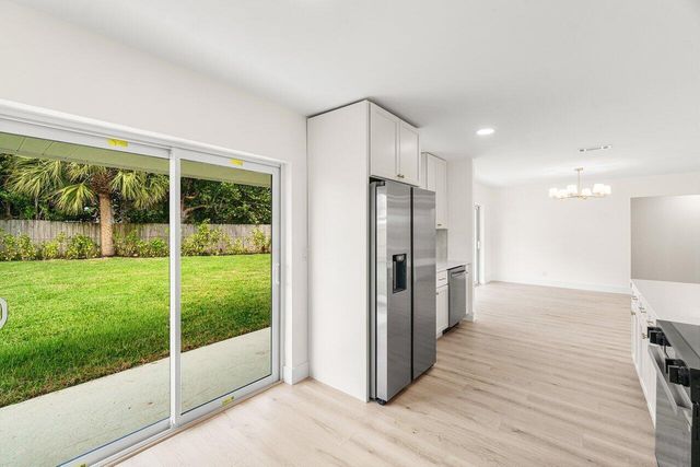 2433 Palm Road, West Palm Beach, FL 33406