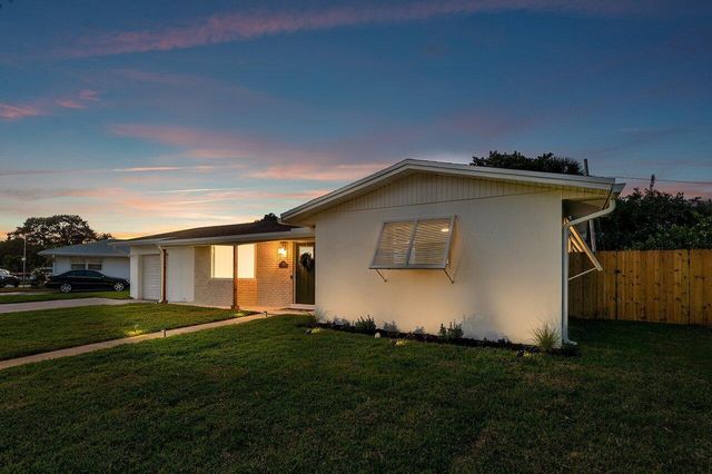 2433 Palm Road, West Palm Beach, FL 33406