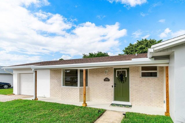 2433 Palm Road, West Palm Beach, FL 33406