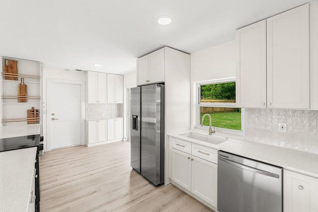 2433 Palm Road, West Palm Beach, FL 33406