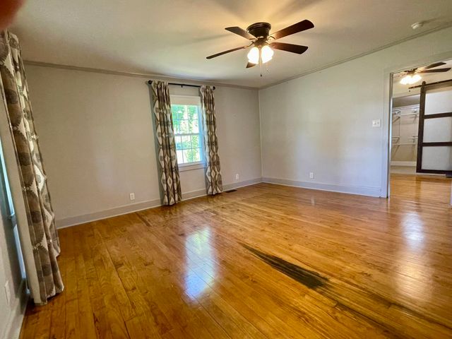 321 Broadway Street, Glendale, SC 29346