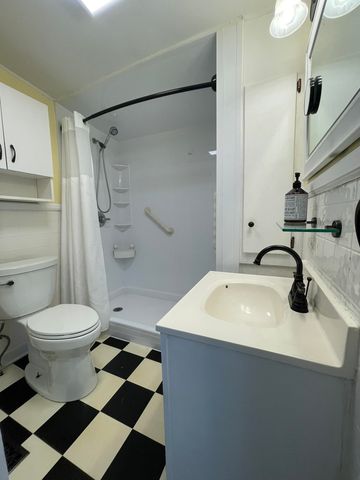 321 Broadway Street, Glendale, SC 29346