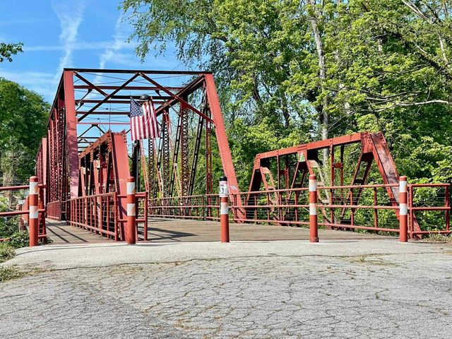 321 Broadway Street, Glendale, SC 29346