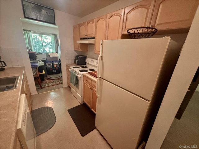 113 Sterling Street 113, Beacon, NY 12508