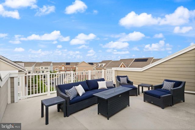 19304 FORKED CREEK TER, Leesburg, VA 20175