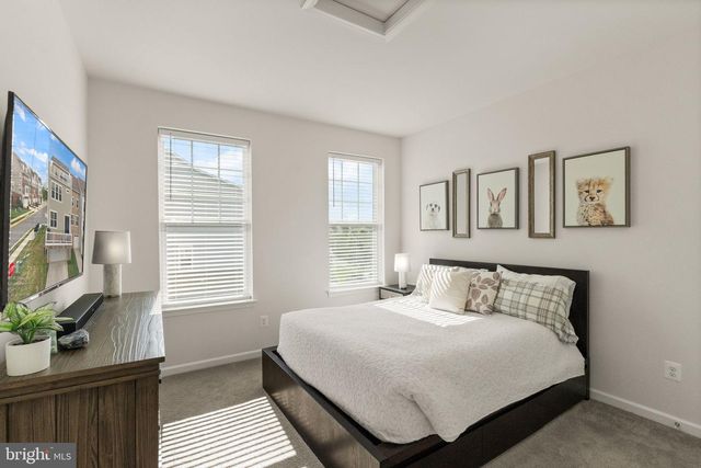 19304 FORKED CREEK TER, Leesburg, VA 20175