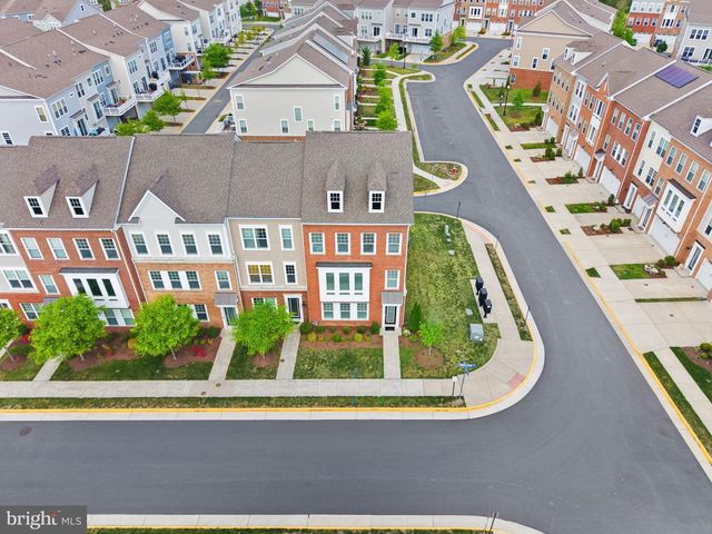 19304 FORKED CREEK TER, Leesburg, VA 20175