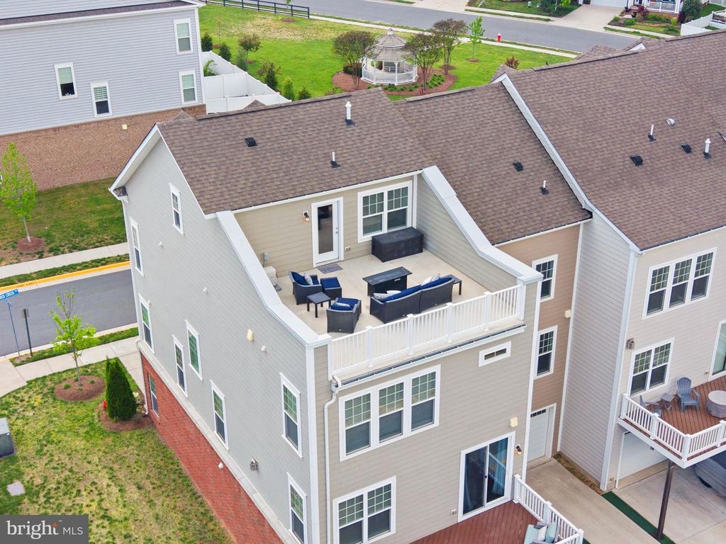 19304 FORKED CREEK TER, Leesburg, VA 20175