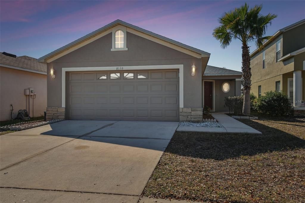8133 CANTERBURY LAKE BOULEVARD, Tampa, FL 33619