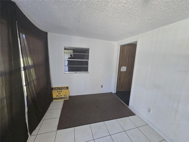 171 N PUTNAM GROVE ROAD, Oak Hill, FL 32759