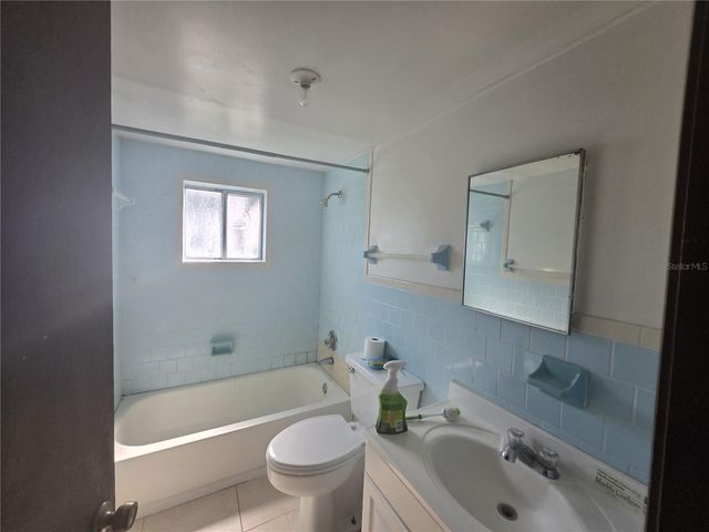 171 N PUTNAM GROVE ROAD, Oak Hill, FL 32759