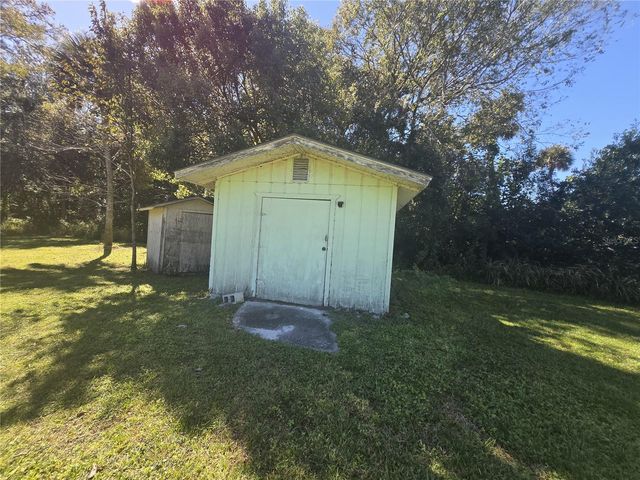 171 N PUTNAM GROVE ROAD, Oak Hill, FL 32759