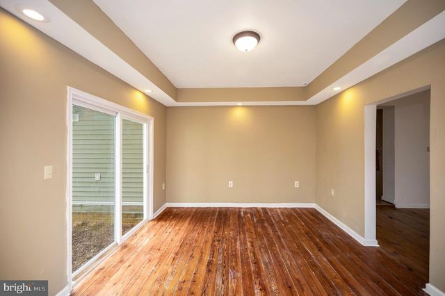 23202 VILLAGE RD, Unionville, VA 22567