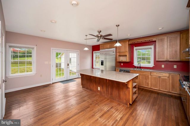 23202 VILLAGE RD, Unionville, VA 22567